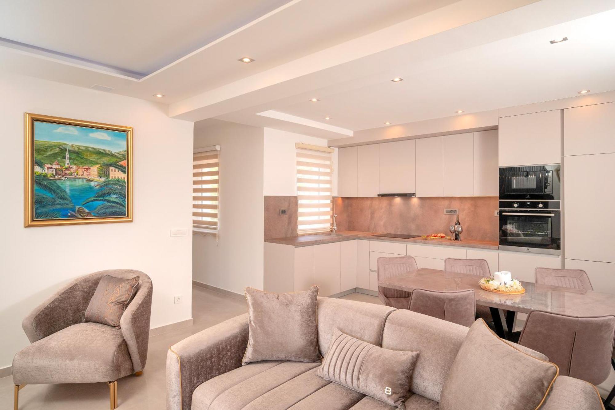 Vista Apartment *